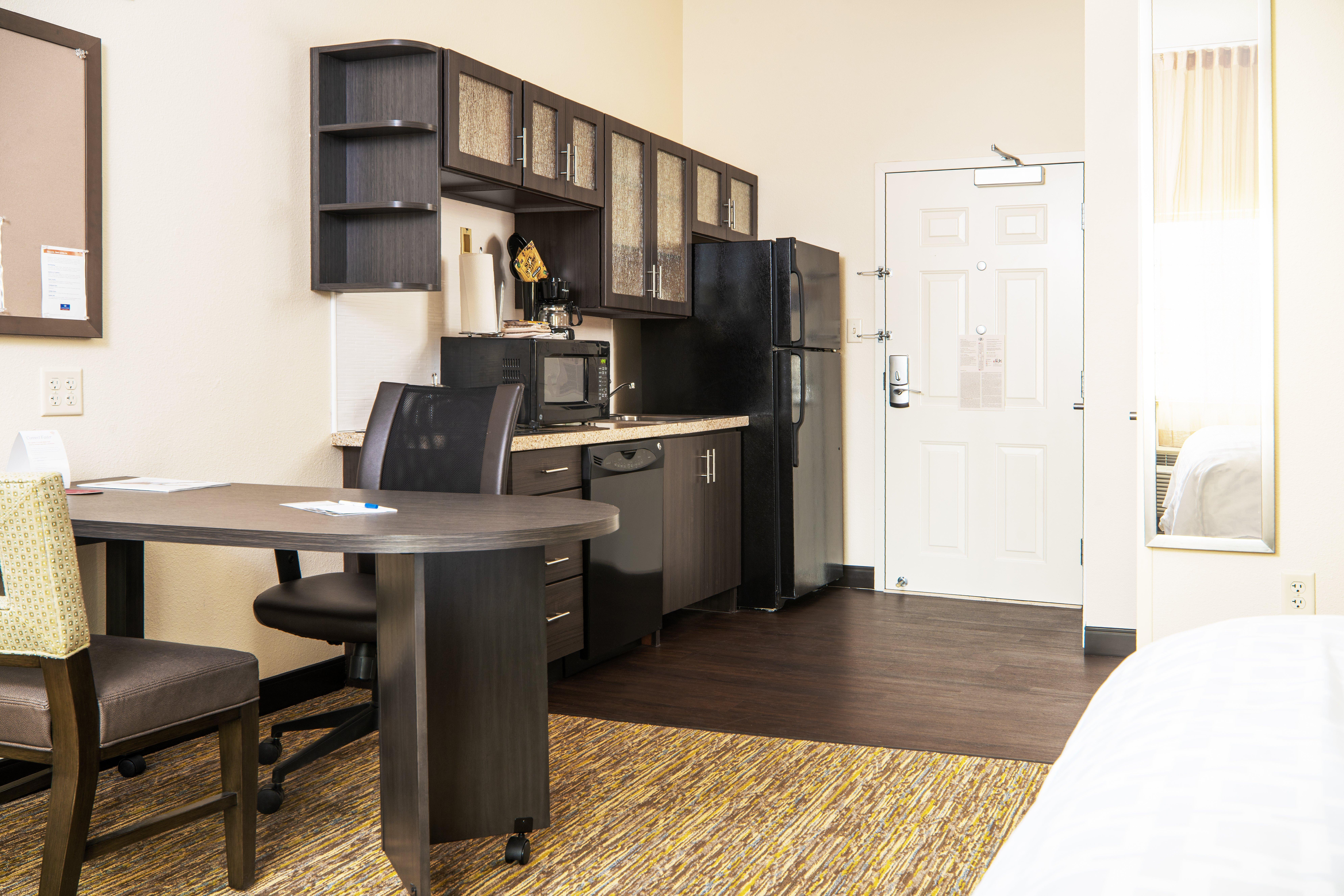 Candlewood Suites בלוויו מראה חיצוני תמונה